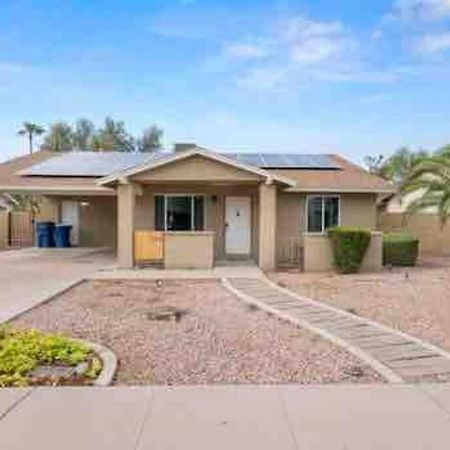 Spacious Cozy Home In Tempe Jacuzzi Pool King Bed! Exterior photo